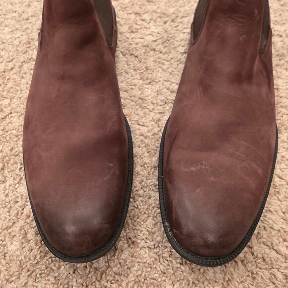 EUC Clark\'s Gobi Chelsea mocha, waterproof suede ankle boots size 10 main image 6